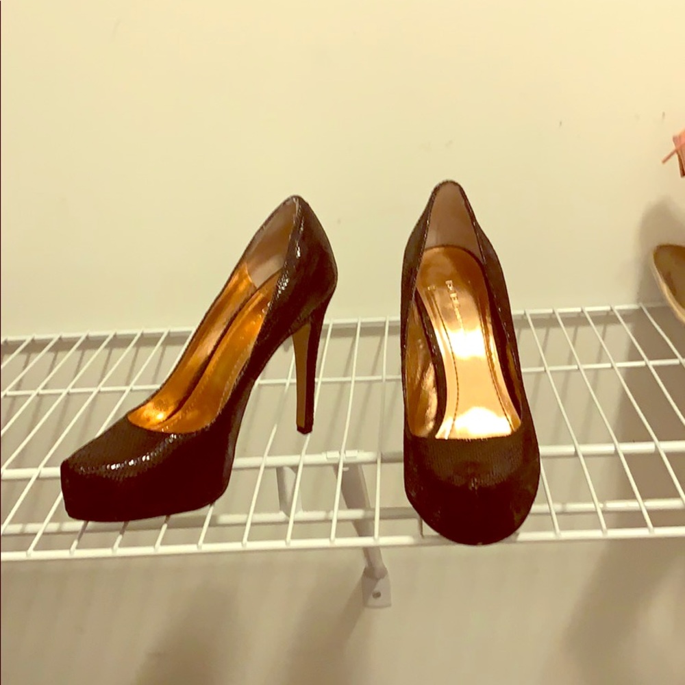 BCBG generation heels